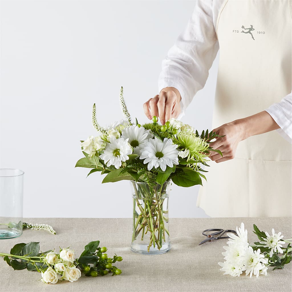 Irish Garden - A Florist Original – Our Flower Shop, Gibsonton FL