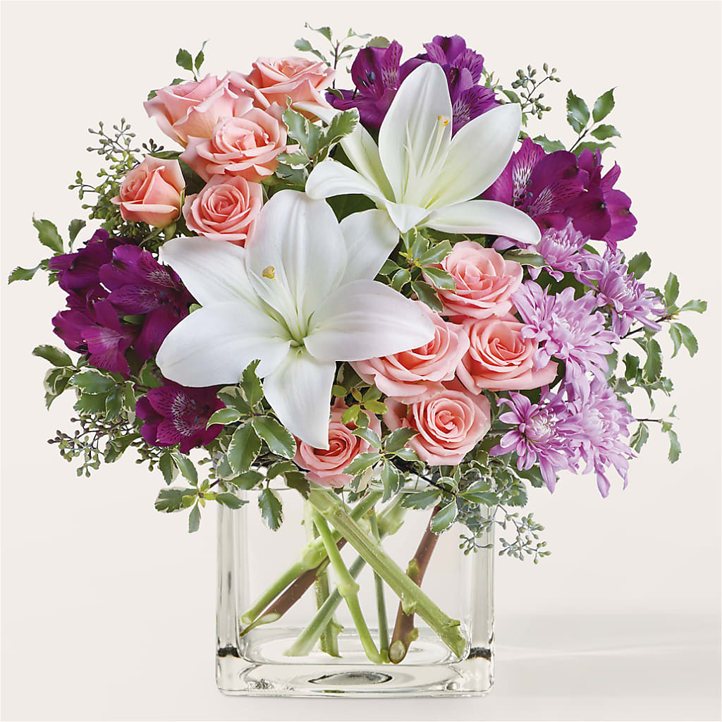 Mani Pedi Bouquet – Our Flower Shop, Gibsonton FL