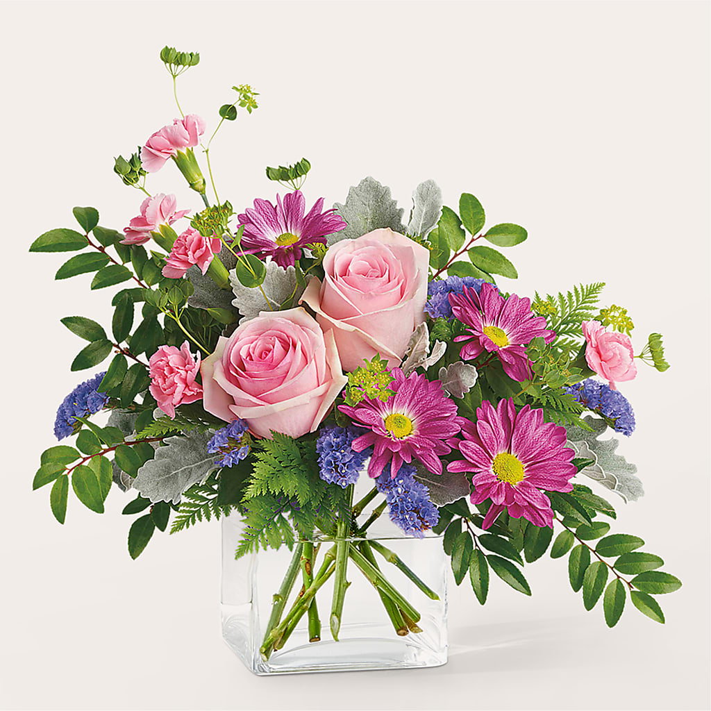 Starlet Bouquet – Our Flower Shop, Gibsonton FL