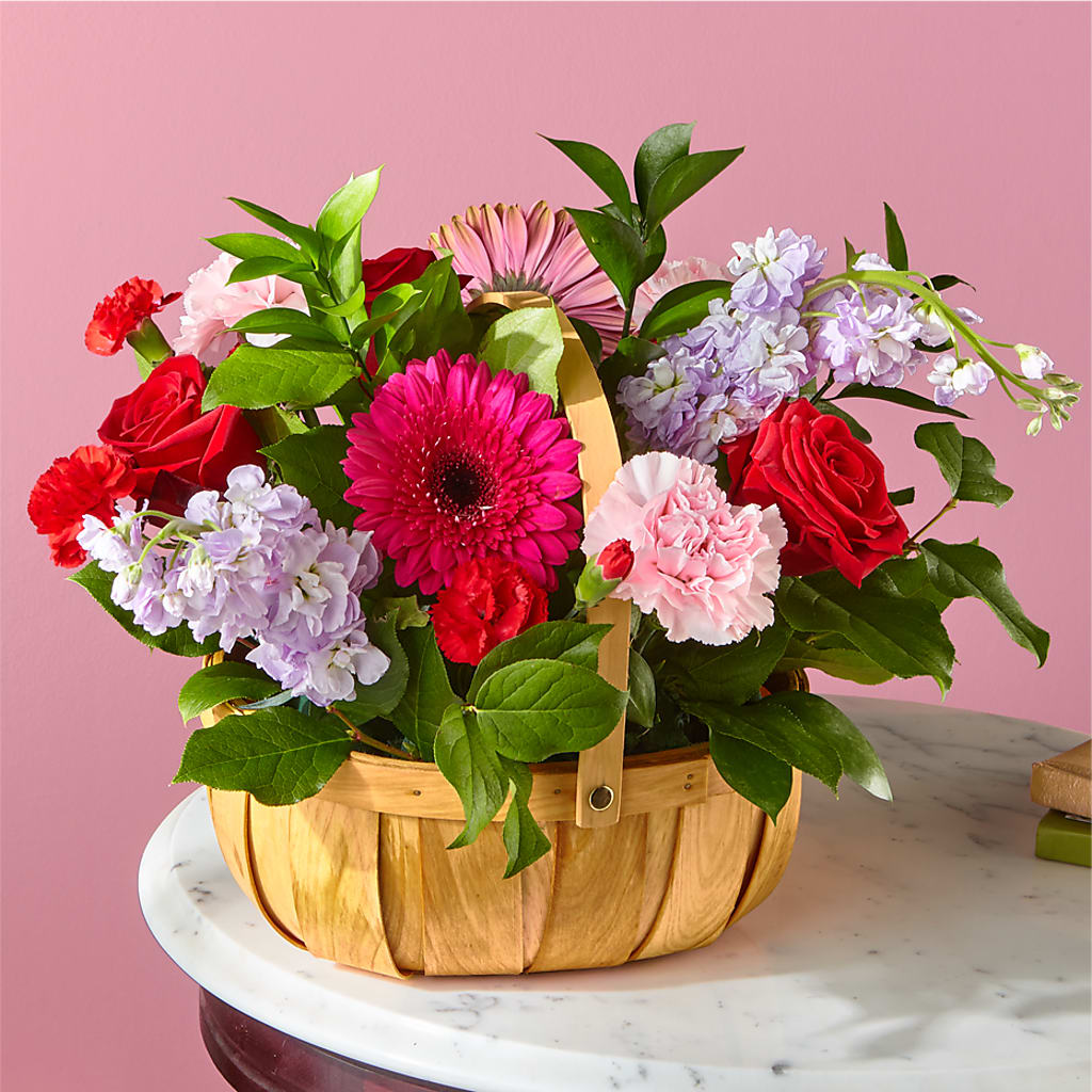 Pink Picnic Basket – Our Flower Shop, Gibsonton FL