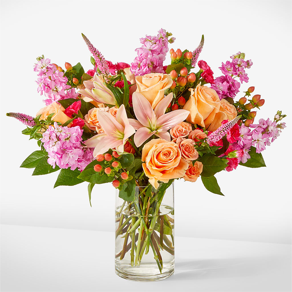 Bisous Bouquet – Our Flower Shop, Gibsonton FL