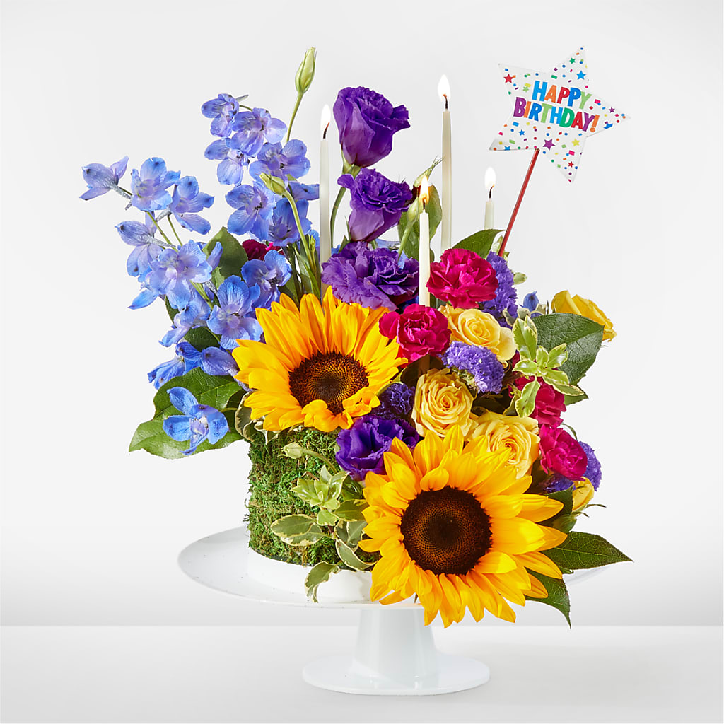 Star of the Day Floral Cake – Our Flower Shop, Gibsonton FL