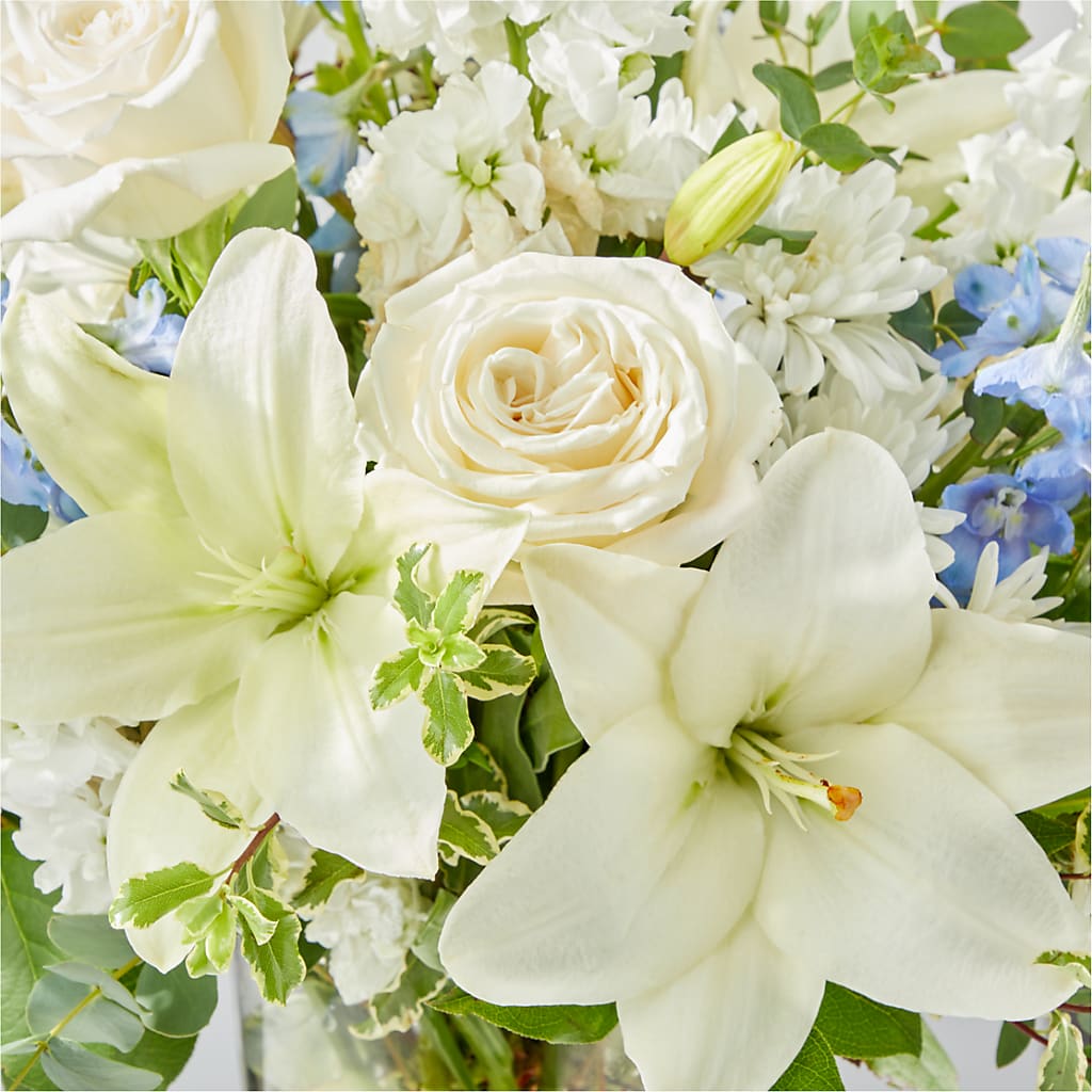 Peace of Mind Bouquet –  Our Flower Shop, Gibsonton FL