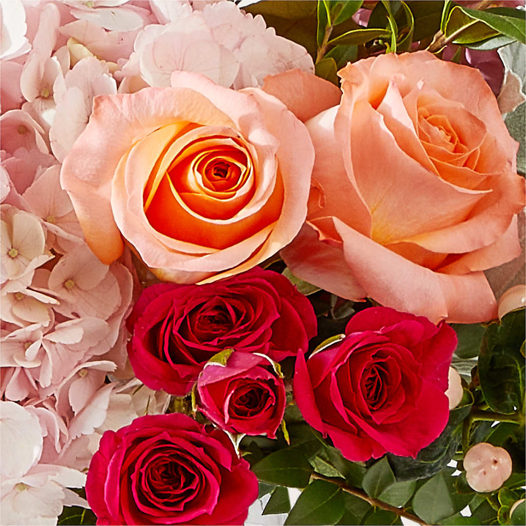 Glitz & Glam Bouquet –  Our Flower Shop, Gibsonton FL
