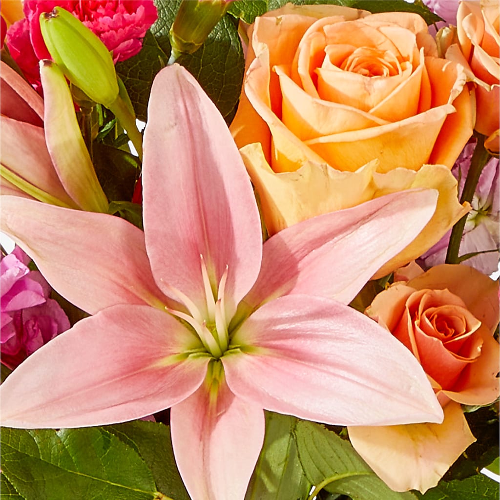 Bisous Bouquet –  Our Flower Shop, Gibsonton FL