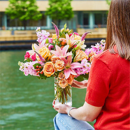 Bisous Bouquet –  Our Flower Shop, Gibsonton FL